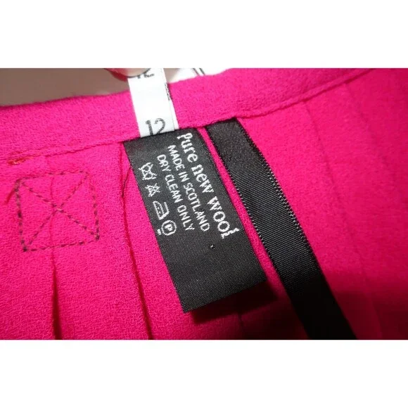 Pink Scottish Kilt Women's Size 12 Wool Mini Leather Buckles Crepe Punk Pleats - Picture 9 of 12